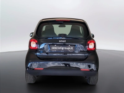 4 - smart fortwo Cascioli Group