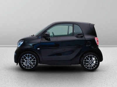 3 - smart fortwo Cascioli Group