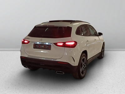 5 - Mercedes-Benz GLA Cascioli Group
