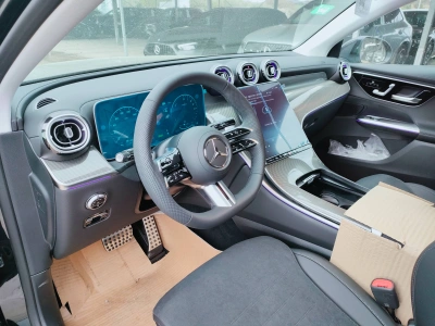 10 - Mercedes-Benz GLC Cascioli Group