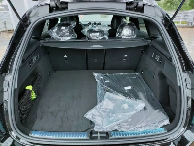 5 - Mercedes-Benz GLC Cascioli Group