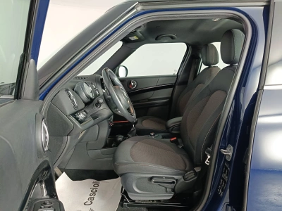 8 - MINI Countryman Cascioli Group