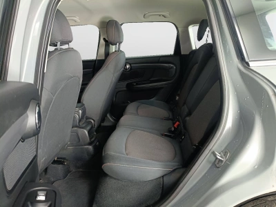 9 - MINI Countryman Cascioli Group