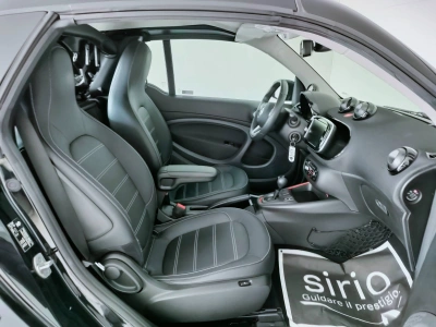 10 - smart fortwo Cascioli Group
