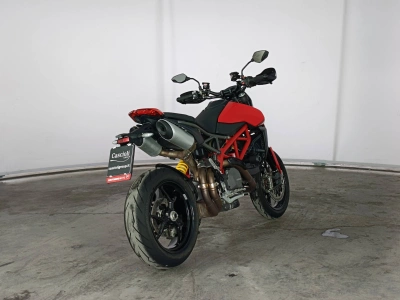 3 - Ducati Hypermotard Cascioli Group