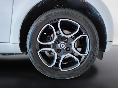 8 - smart fortwo Cascioli Group
