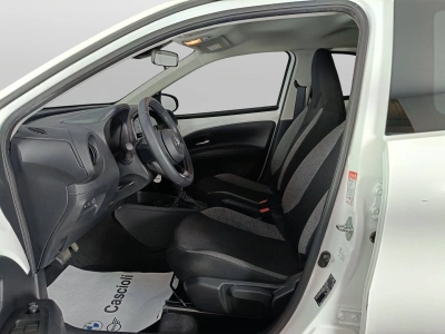 8 - Toyota Aygo X Cascioli Group