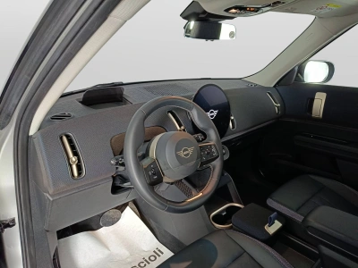 7 - MINI Countryman Cascioli Group