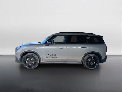 3 - MINI Countryman Cascioli Group