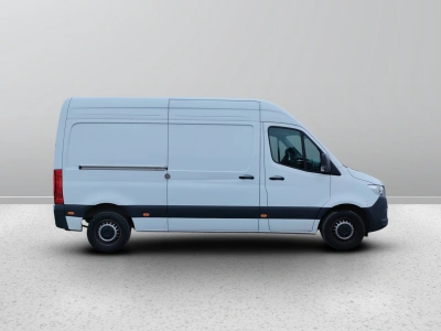 8 - Mercedes Vans Sprinter Cascioli Group