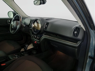 10 - MINI Countryman Cascioli Group