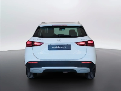 6 - Mercedes-Benz GLA Cascioli Group