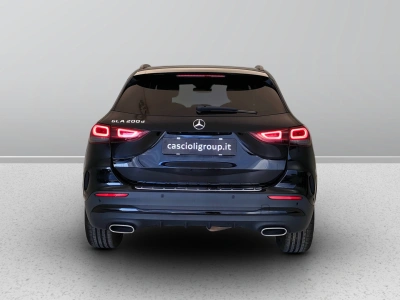 4 - Mercedes-Benz GLA Cascioli Group