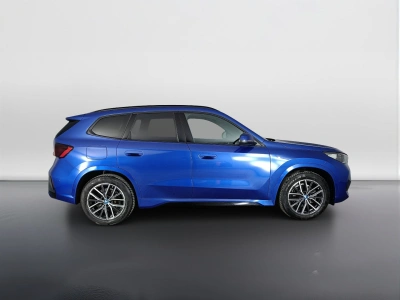 3 - BMW iX1 Cascioli Group