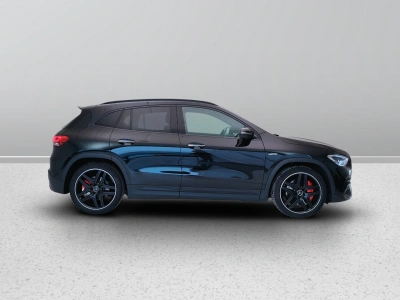 7 - Mercedes AMG GLA Cascioli Group