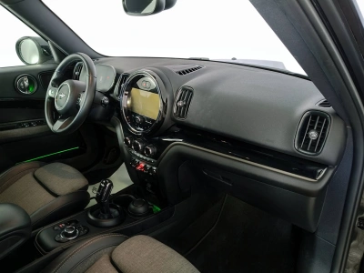 10 - MINI Countryman Cascioli Group