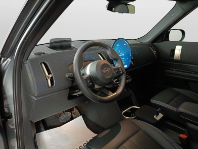 7 - MINI Countryman Cascioli Group