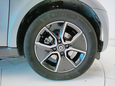 8 - smart fortwo Cascioli Group