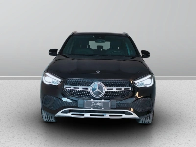 2 - Mercedes-Benz GLA Cascioli Group