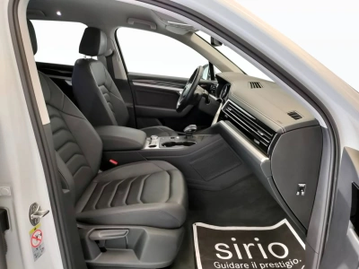 10 - Volkswagen Touareg Cascioli Group