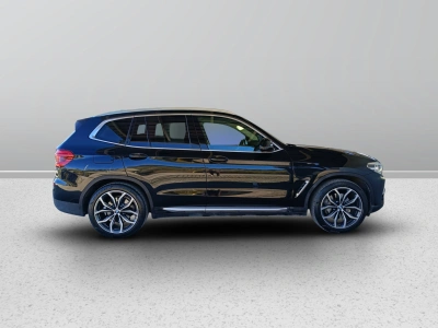 3 - BMW X3 Cascioli Group