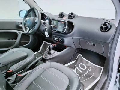 9 - smart fortwo Cascioli Group