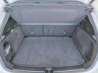 10 - Mercedes-Benz GLA Cascioli Group