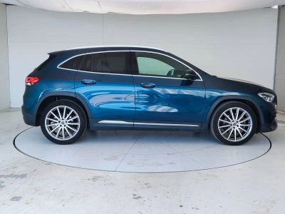 4 - Mercedes-Benz GLA Cascioli Group