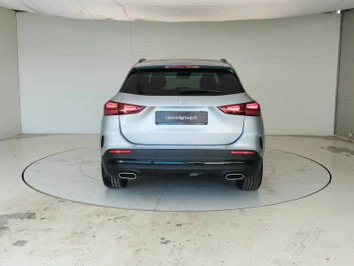 6 - Mercedes-Benz GLA Cascioli Group