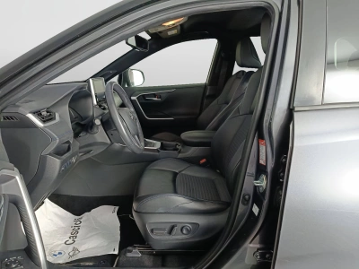 8 - Toyota RAV4 Cascioli Group