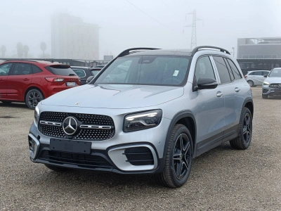 1 - Mercedes-Benz GLB Cascioli Group