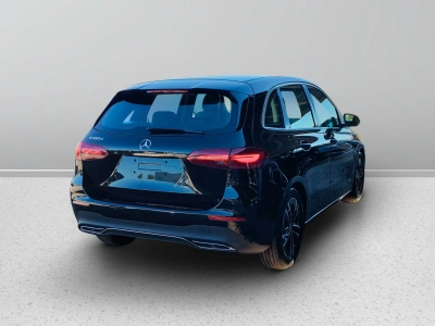 6 - Mercedes-Benz Classe B Cascioli Group