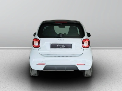 4 - smart fortwo Cascioli Group