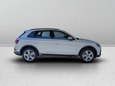 6 - Audi Q5 Cascioli Group