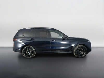 3 - BMW X7 Cascioli Group
