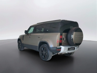 7 - Land rover Defender Cascioli Group