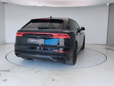 5 - Audi Q8 Cascioli Group