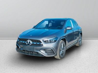 1 - Mercedes-Benz GLA Cascioli Group