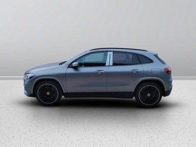 3 - Mercedes-Benz GLA Cascioli Group