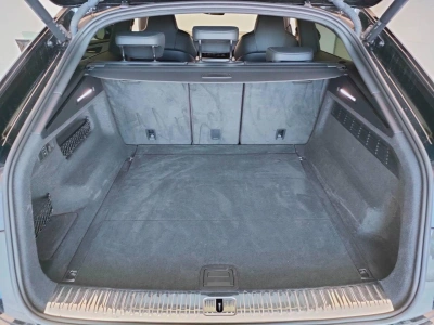 9 - Audi Q8 Cascioli Group