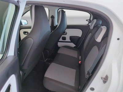 10 - Renault Twingo Cascioli Group