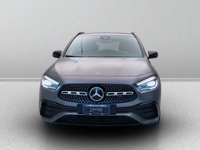 2 - Mercedes-Benz GLA Cascioli Group