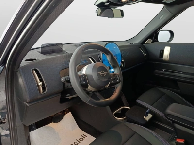 7 - MINI Countryman Cascioli Group