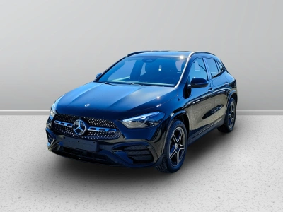 1 - Mercedes-Benz GLA Cascioli Group
