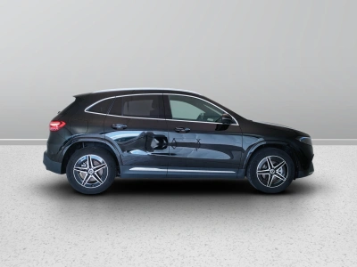 7 - Mercedes-Benz EQA Cascioli Group