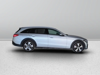 7 - Mercedes-Benz Classe C Cascioli Group