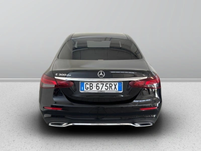 4 - Mercedes-Benz Classe E Cascioli Group