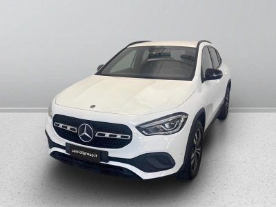 1 - Mercedes-Benz GLA Cascioli Group