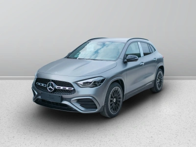 1 - Mercedes-Benz GLA Cascioli Group