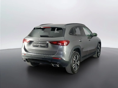 4 - Mercedes-Benz GLA Cascioli Group